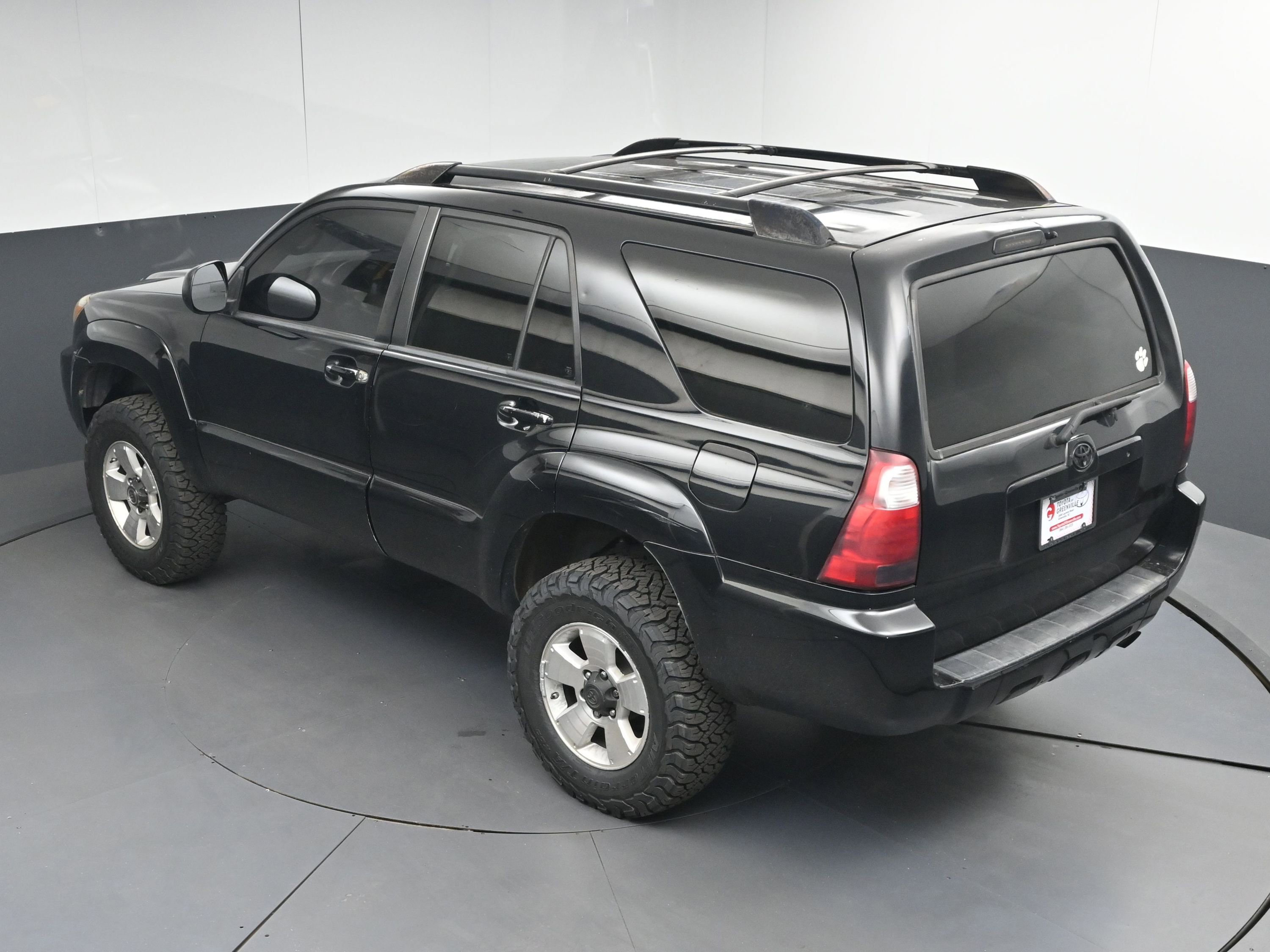 Used 2007 Toyota 4Runner SR5 AWD/4WD image 34