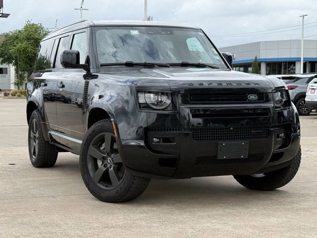 Used 2023 Land Rover Defender 130 X-Dynamic SE video 2
