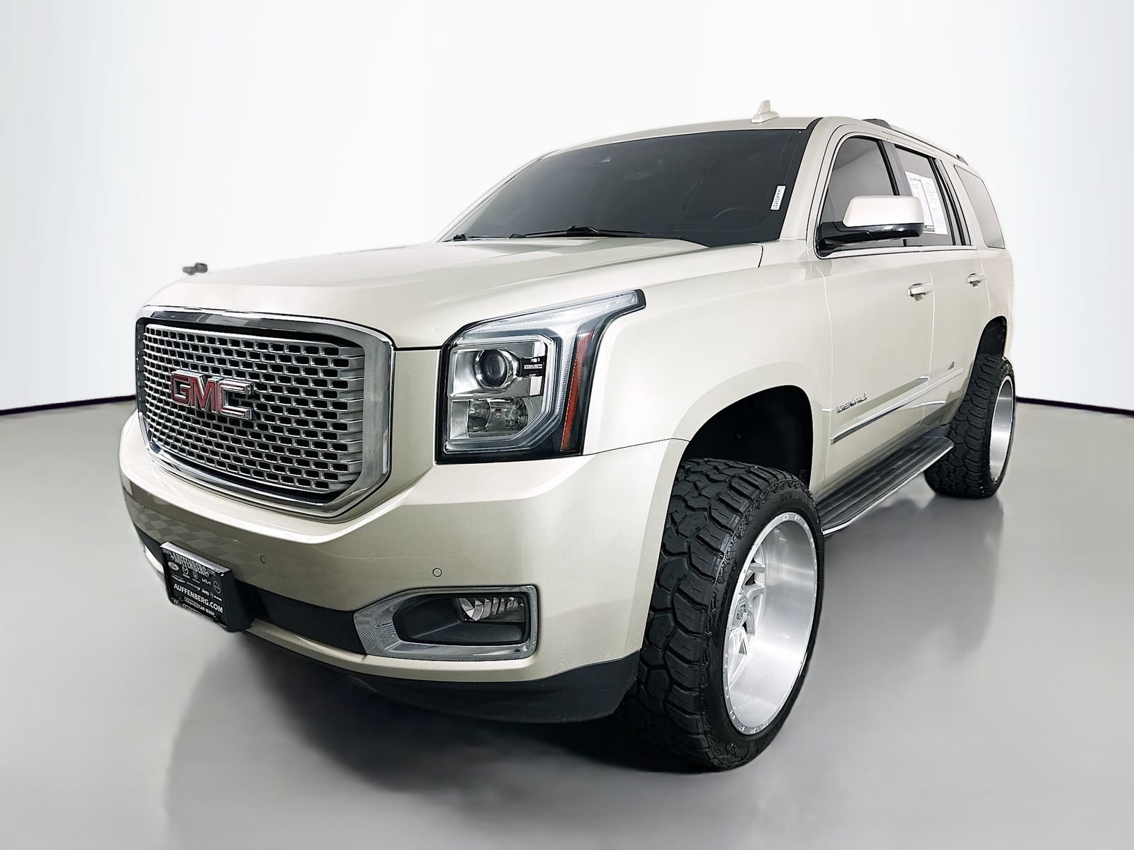Used 2016 GMC Yukon Denali w/ Open Road Package RWD image 3