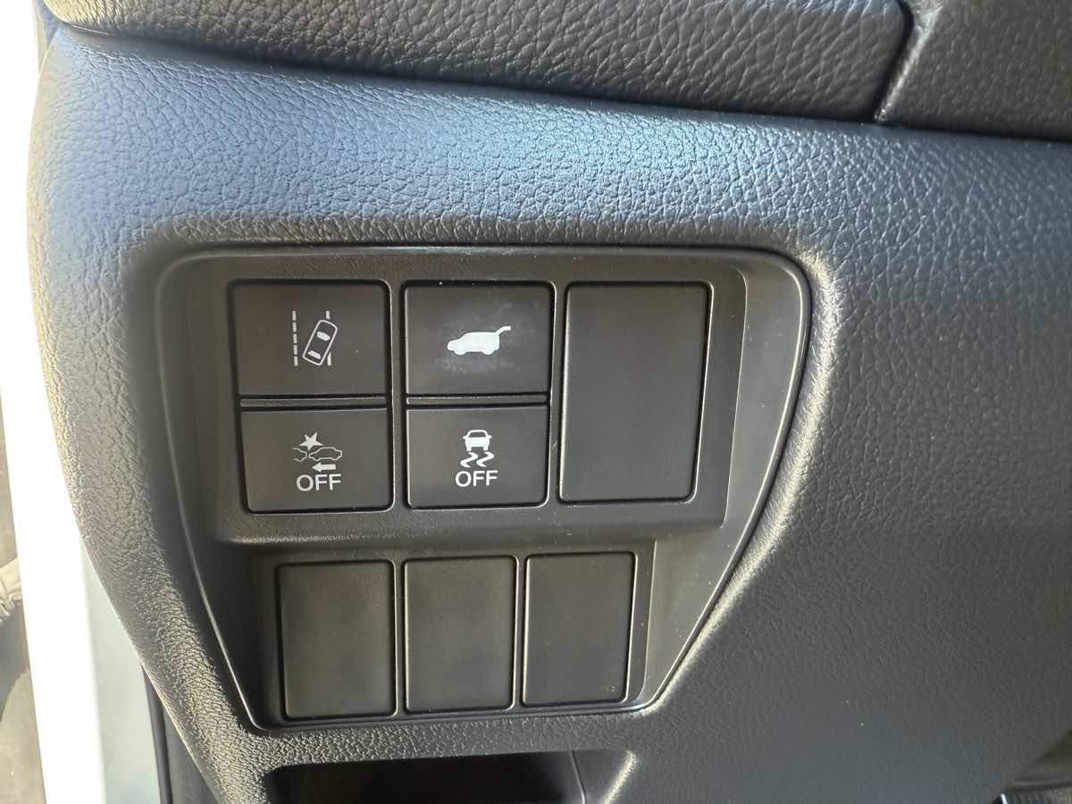 Used 2017 Honda CR-V Touring image 14