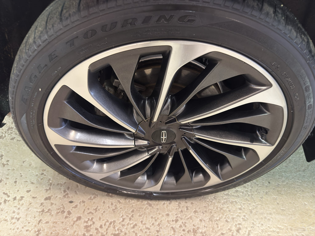 Used 2021 Lincoln Aviator Reserve AWD/4WD image 36