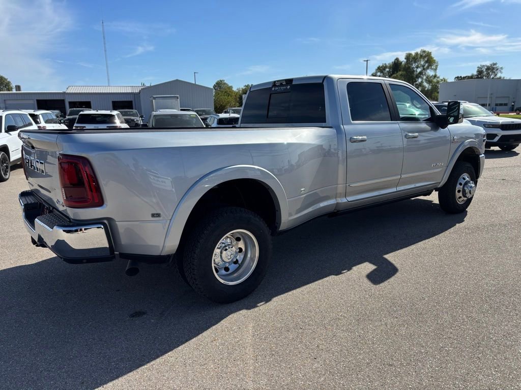 New 2026 RAM 3500 Limited image 4