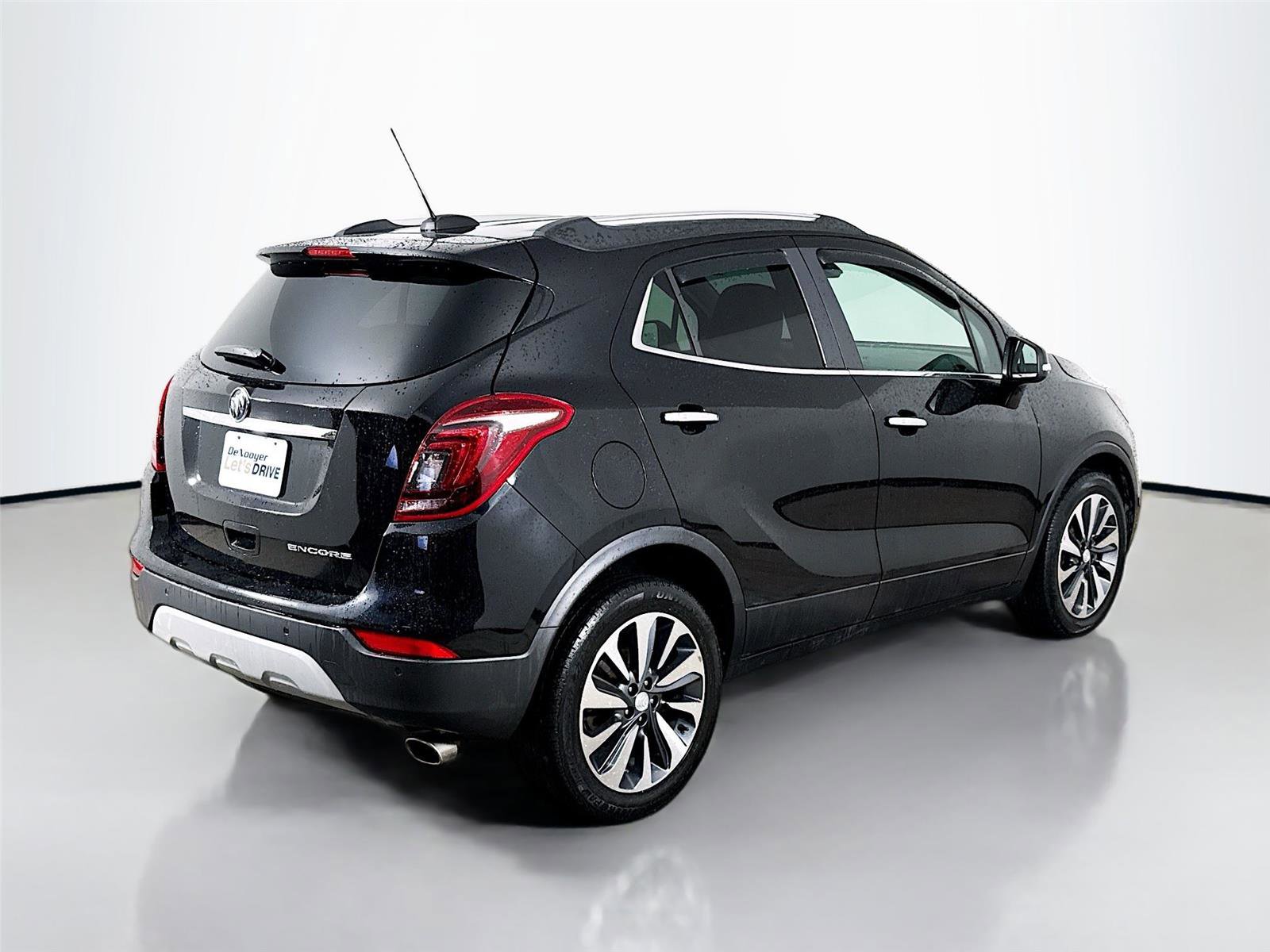 Used 2019 Buick Encore Essence w/ Safety Package II image 8