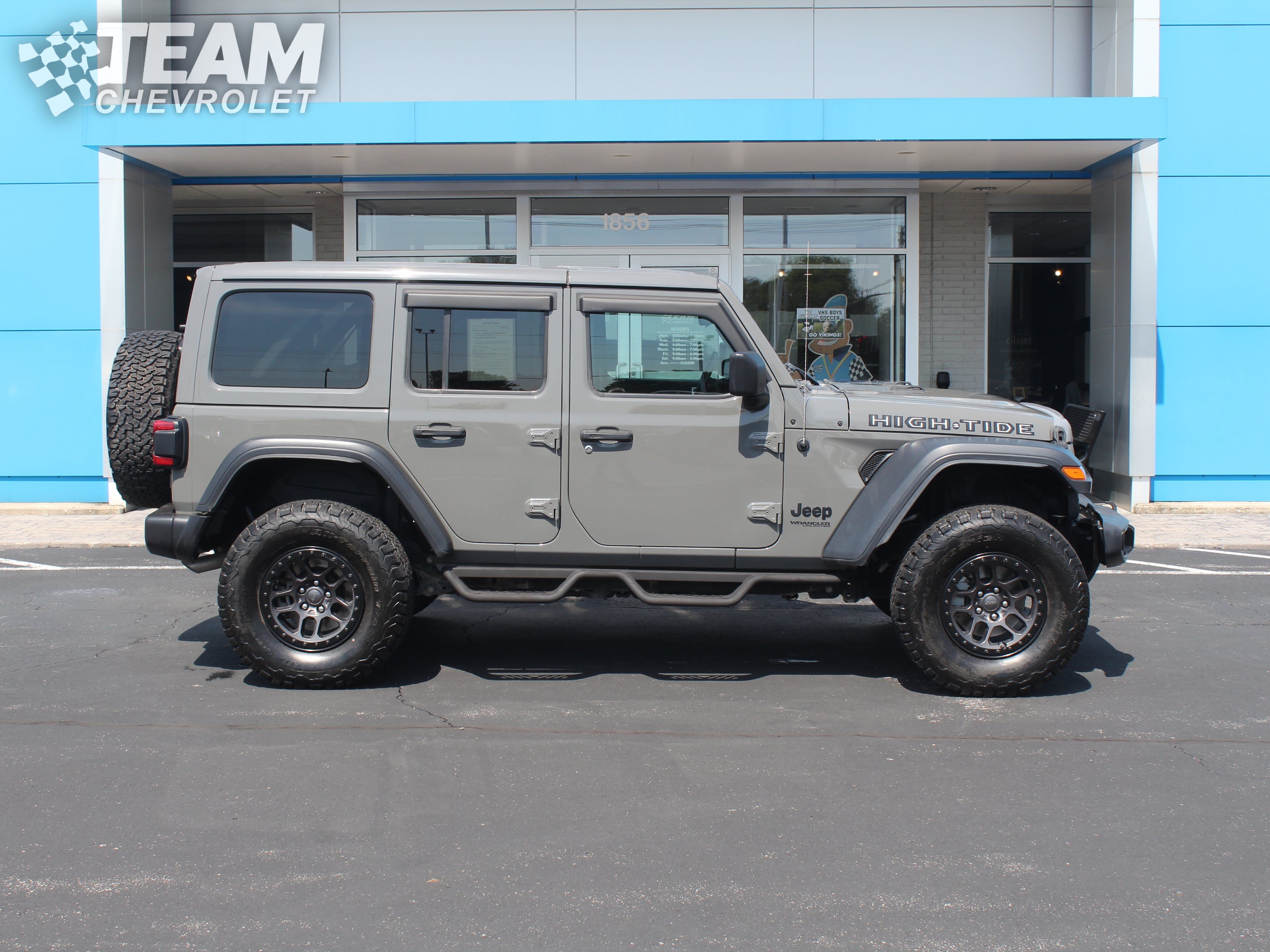 Used 2022 Jeep Wrangler Unlimited Sport AWD/4WD image 5