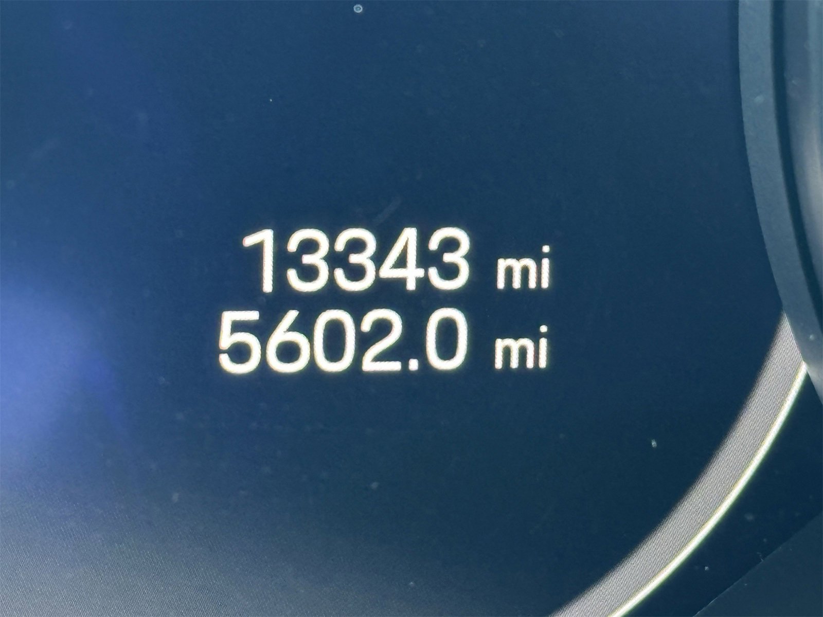 Certified 2023 Porsche Panamera 4 Platinum Edition image 29