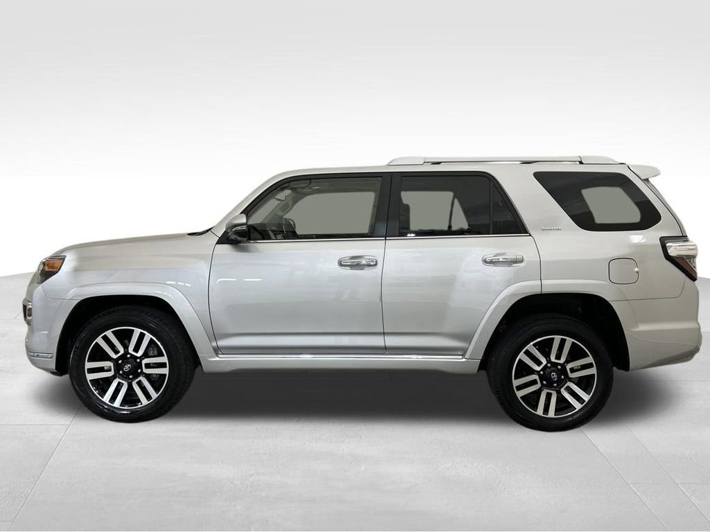 Used 2023 Toyota 4Runner Limited image 2