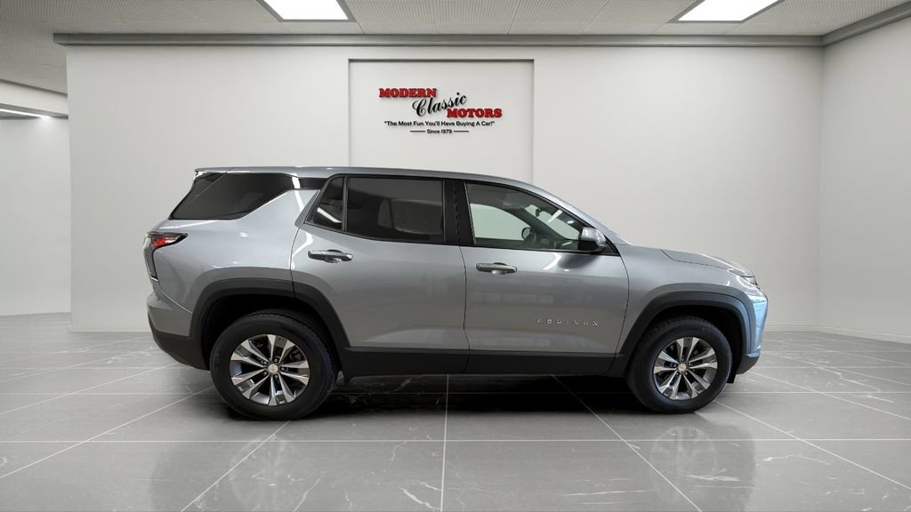 Used 2025 Chevrolet Equinox LT AWD/4WD image 7
