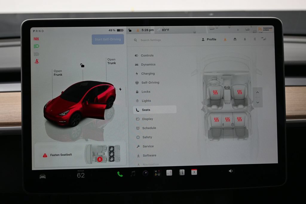 Used 2024 Tesla Model Y Long Range RWD image 27