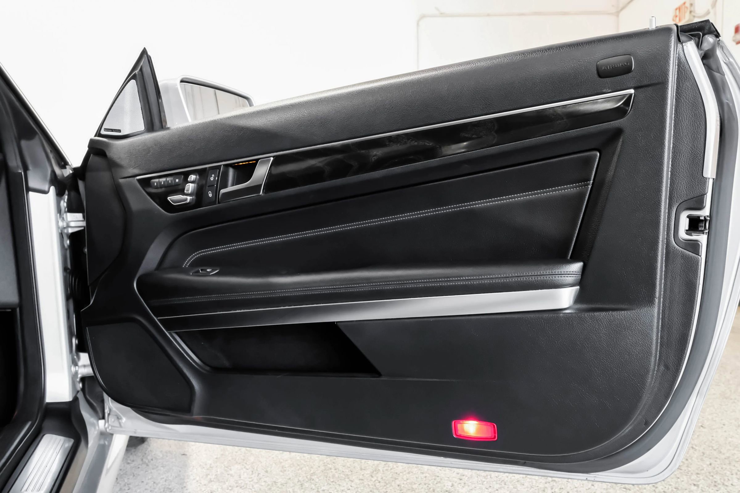 Used 2014 Mercedes-Benz E 550 Cabriolet image 46