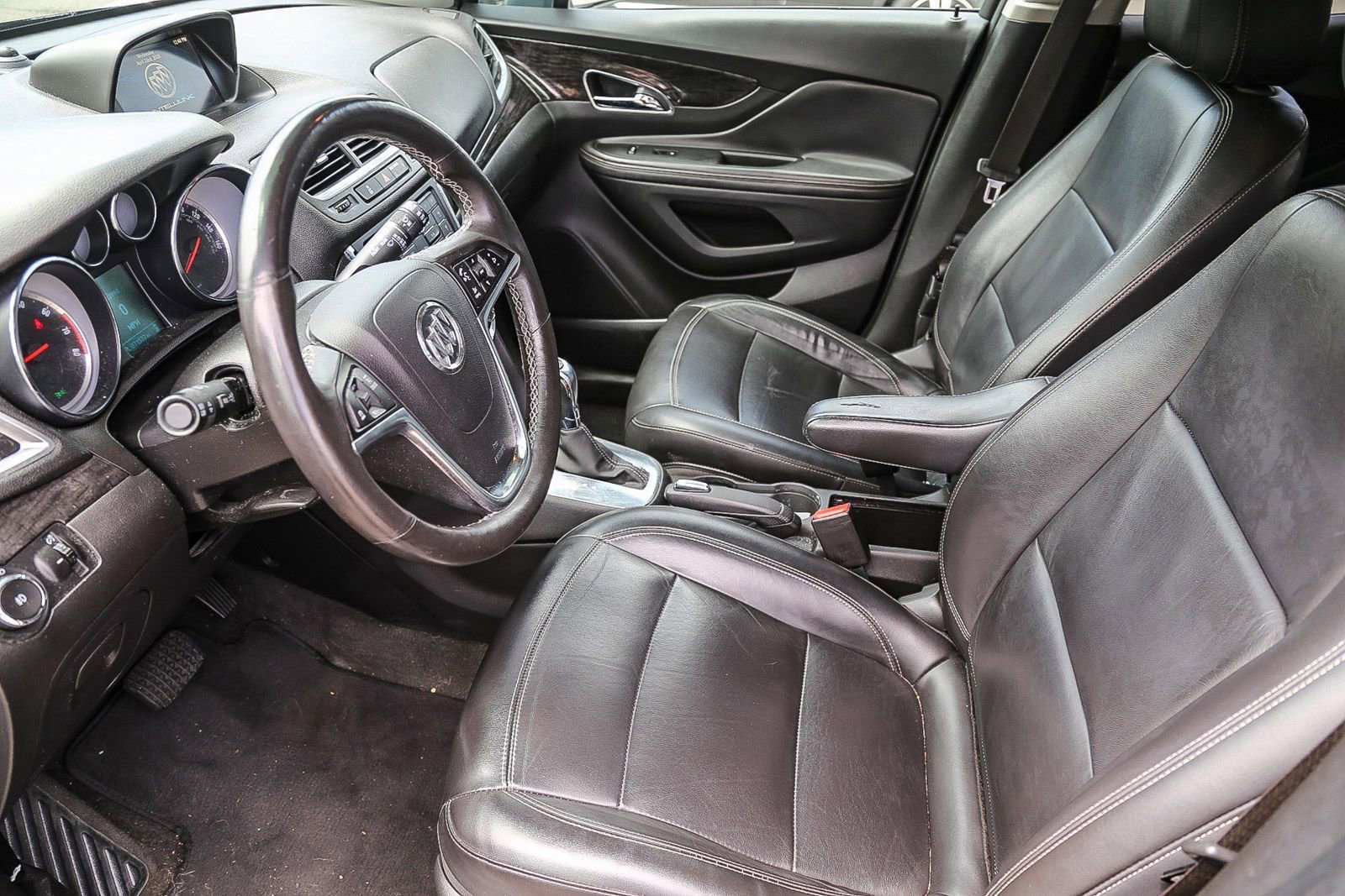 Used 2015 Buick Encore Leather FWD image 5