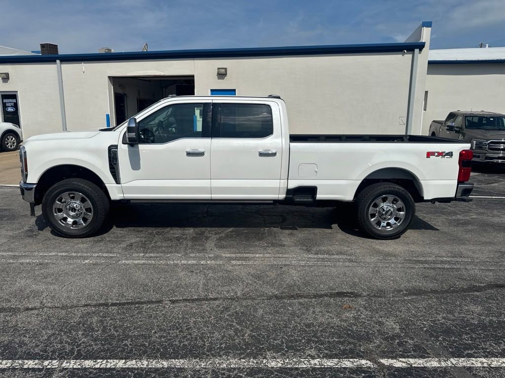 Certified 2025 Ford F350 Lariat w/ Lariat Ultimate Package AWD/4WD image 13
