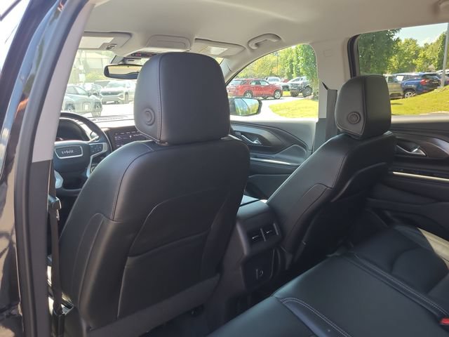 Used 2024 GMC Terrain SLT AWD/4WD image 12