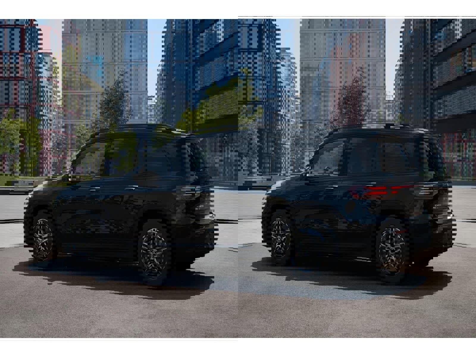 Used 2024 Mercedes-Benz EQB 300 4MATIC image 30