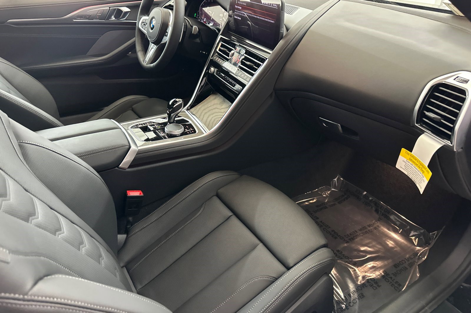 New 2026 BMW 840i Coupe w/ M Sport Professional Package RWD image 27