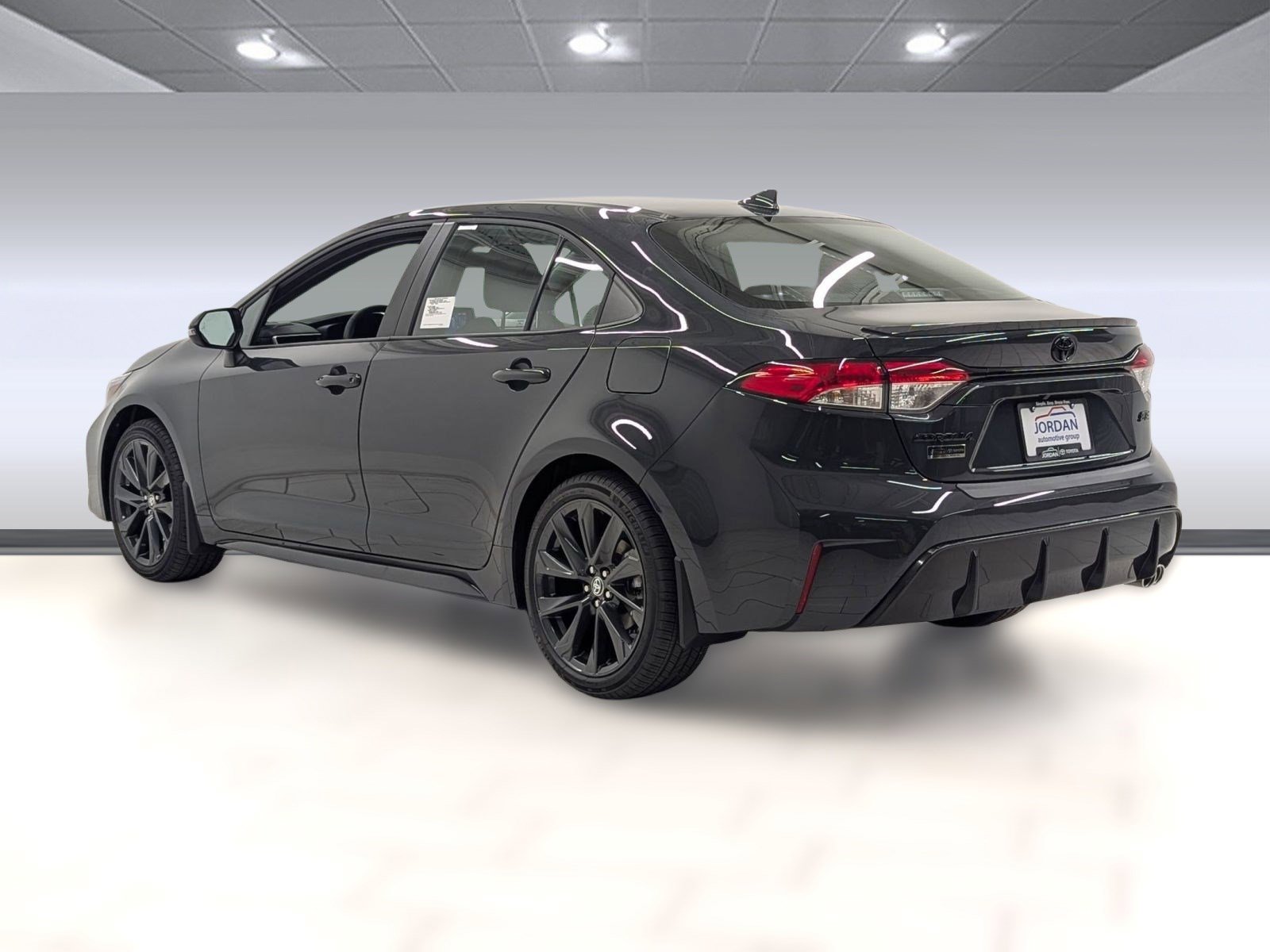 New 2026 Toyota Corolla SE image 2