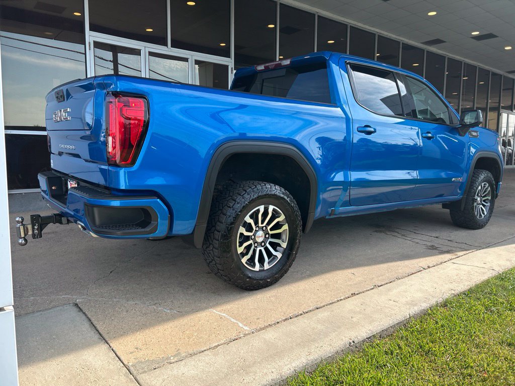 Used 2023 GMC Sierra 1500 AT4 w/ AT4 Premium Package AWD/4WD image 7