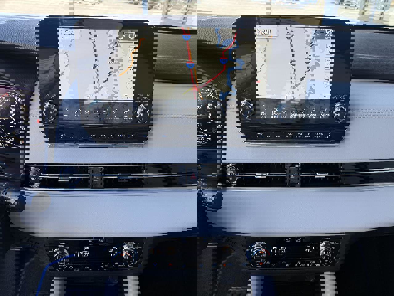 Used 2024 Mitsubishi Outlander SEL image 17