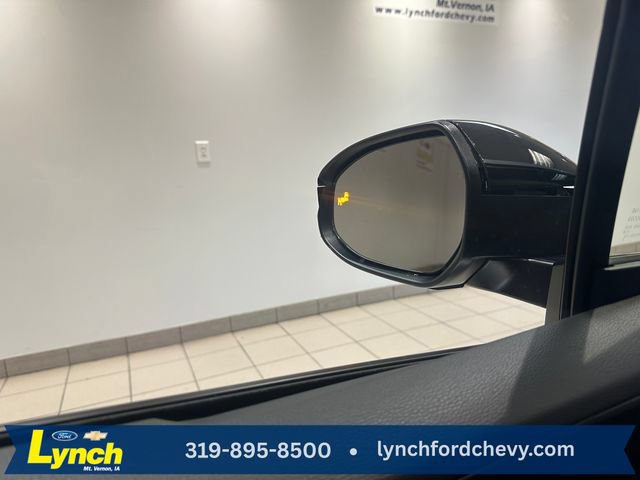 Used 2023 Toyota Prius Prime Premium FWD image 16