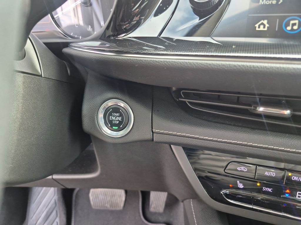 Certified 2021 Buick Envision Essence image 20