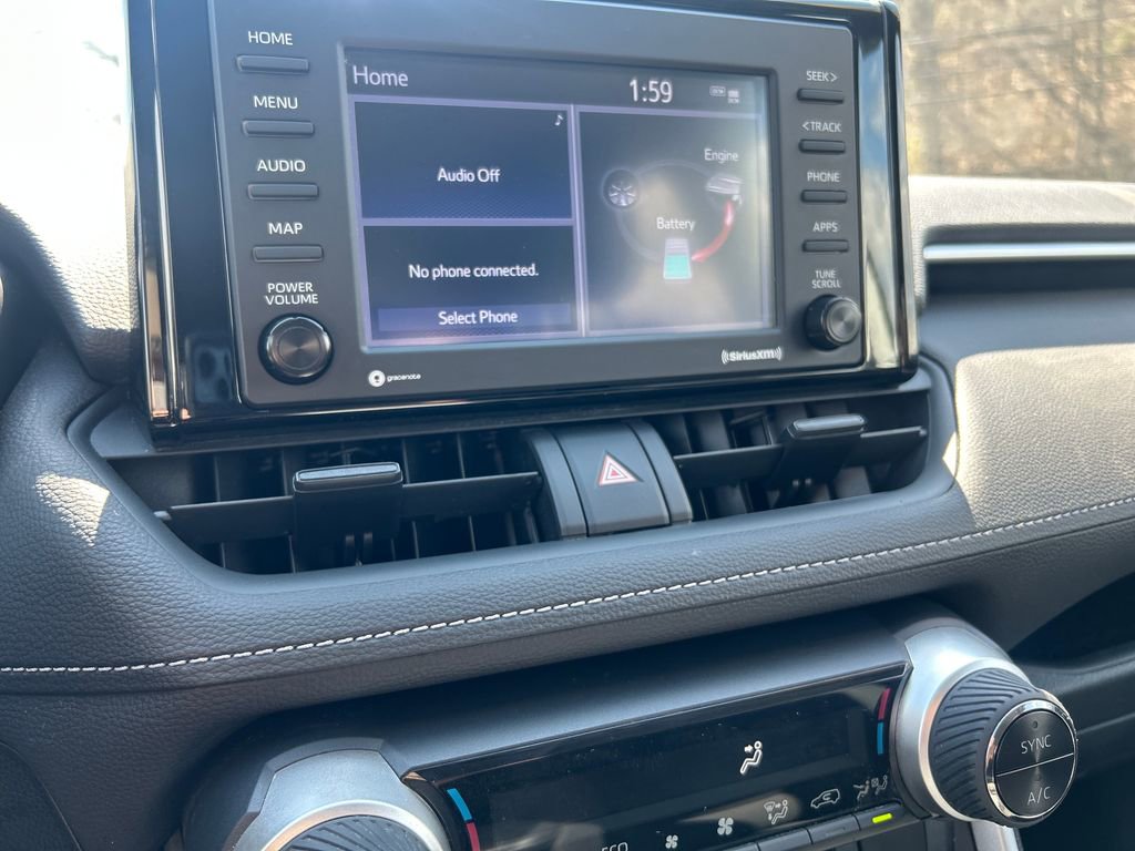 Certified 2021 Toyota RAV4 LE AWD/4WD image 13