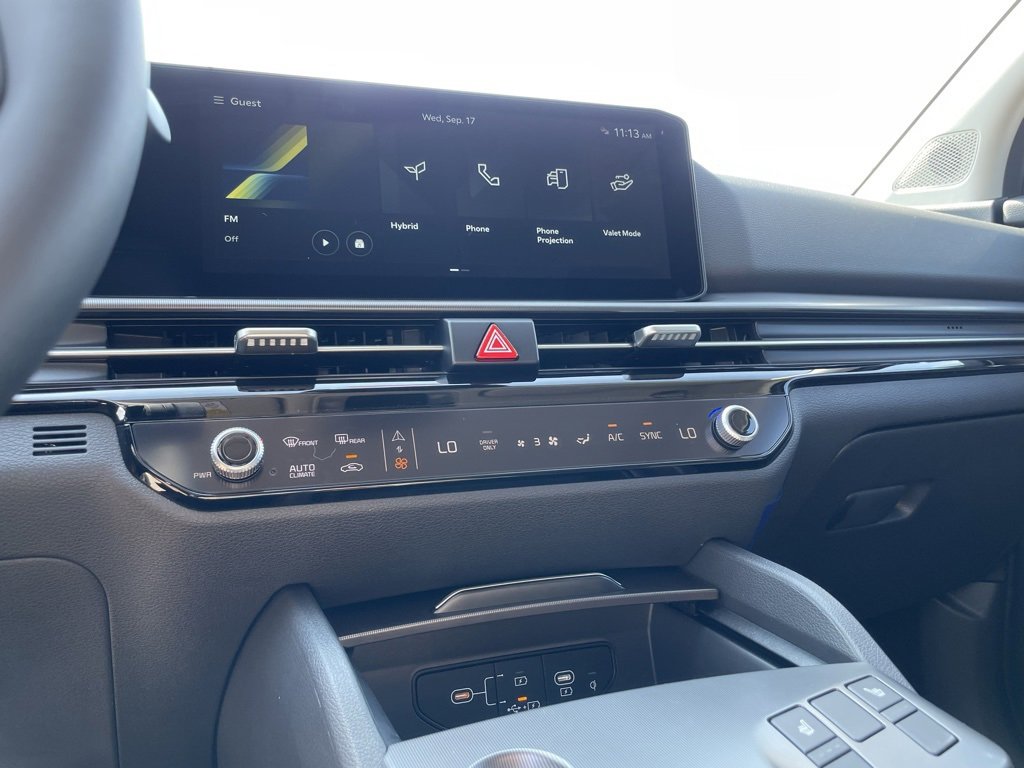 New 2026 Kia Sportage EX image 13