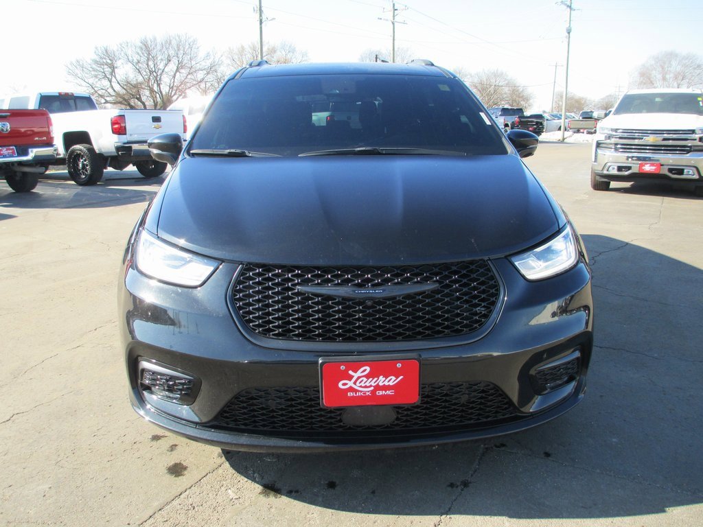 Used 2021 Chrysler Pacifica Touring-L w/ Premium & Safety Sphere Group image 10