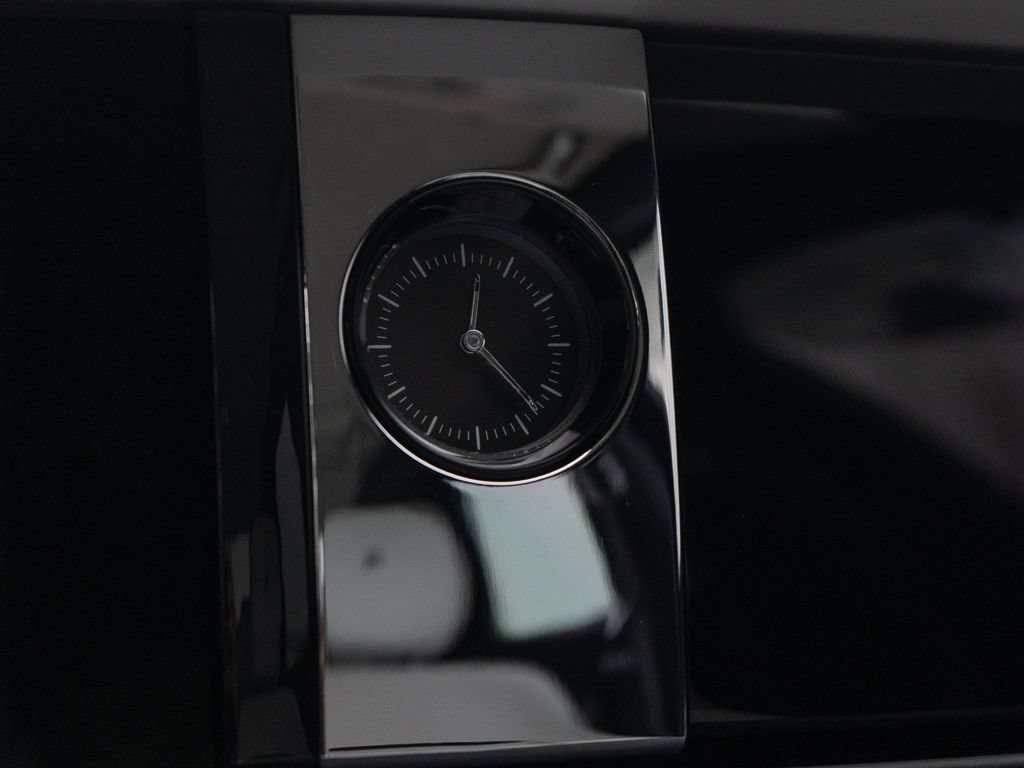 Certified 2023 Rolls-Royce Ghost Extended Wheelbase w/ Ghost Package AWD/4WD image 48