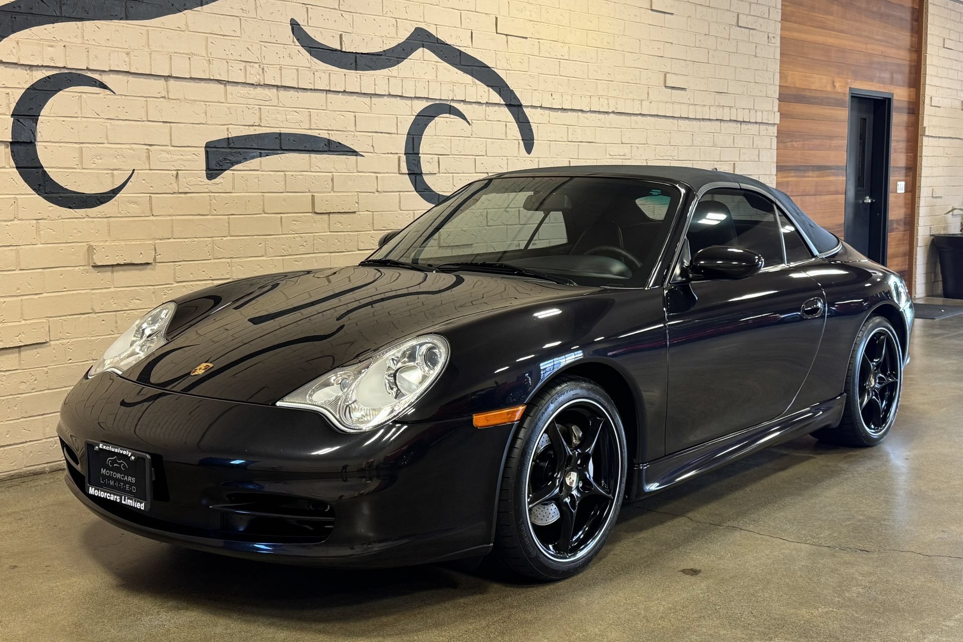 Used 2003 Porsche 911 Carrera 4 AWD/4WD image 13