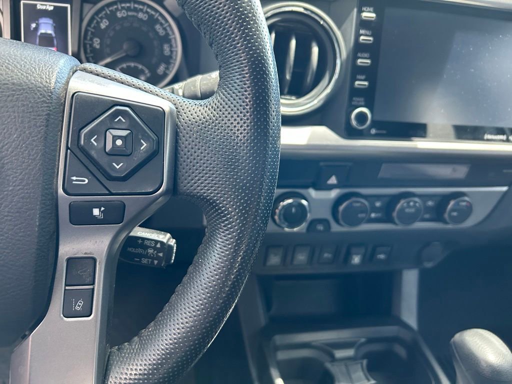 Used 2022 Toyota Tacoma SR5 AWD/4WD image 22