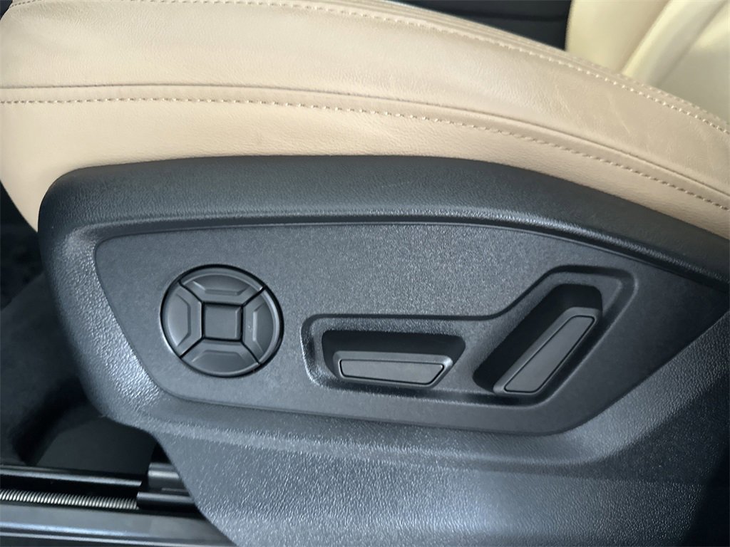 Used 2023 Audi Q7 2.0T Premium w/ Convenience Package image 14