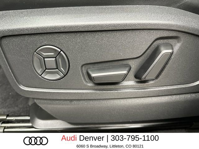 Used 2025 Audi Q5 Premium w/ Convenience Package image 12