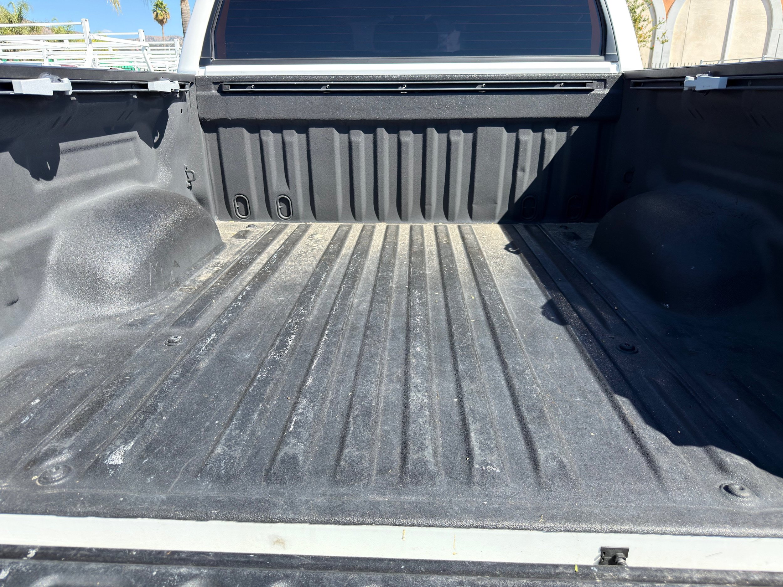 Used 2018 Toyota Tundra Limited w/ Limited Premium Package AWD/4WD image 49