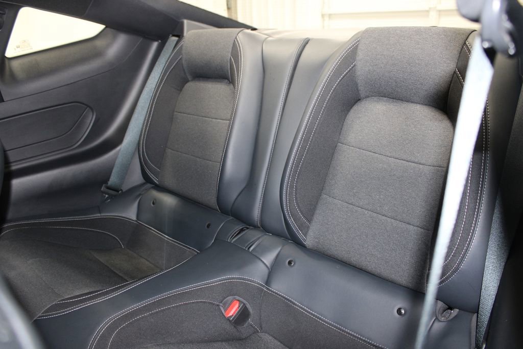 Used 2024 Ford Mustang EcoBoost image 18