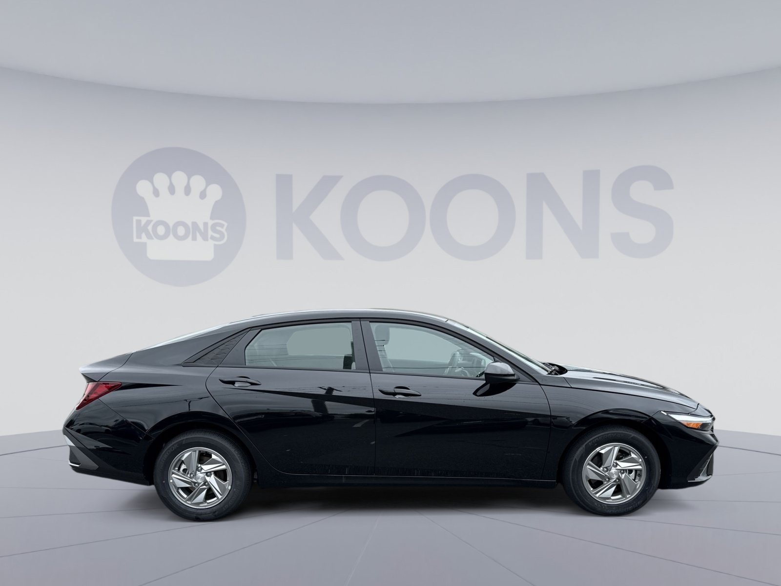 New 2026 Hyundai Elantra SE FWD image 8