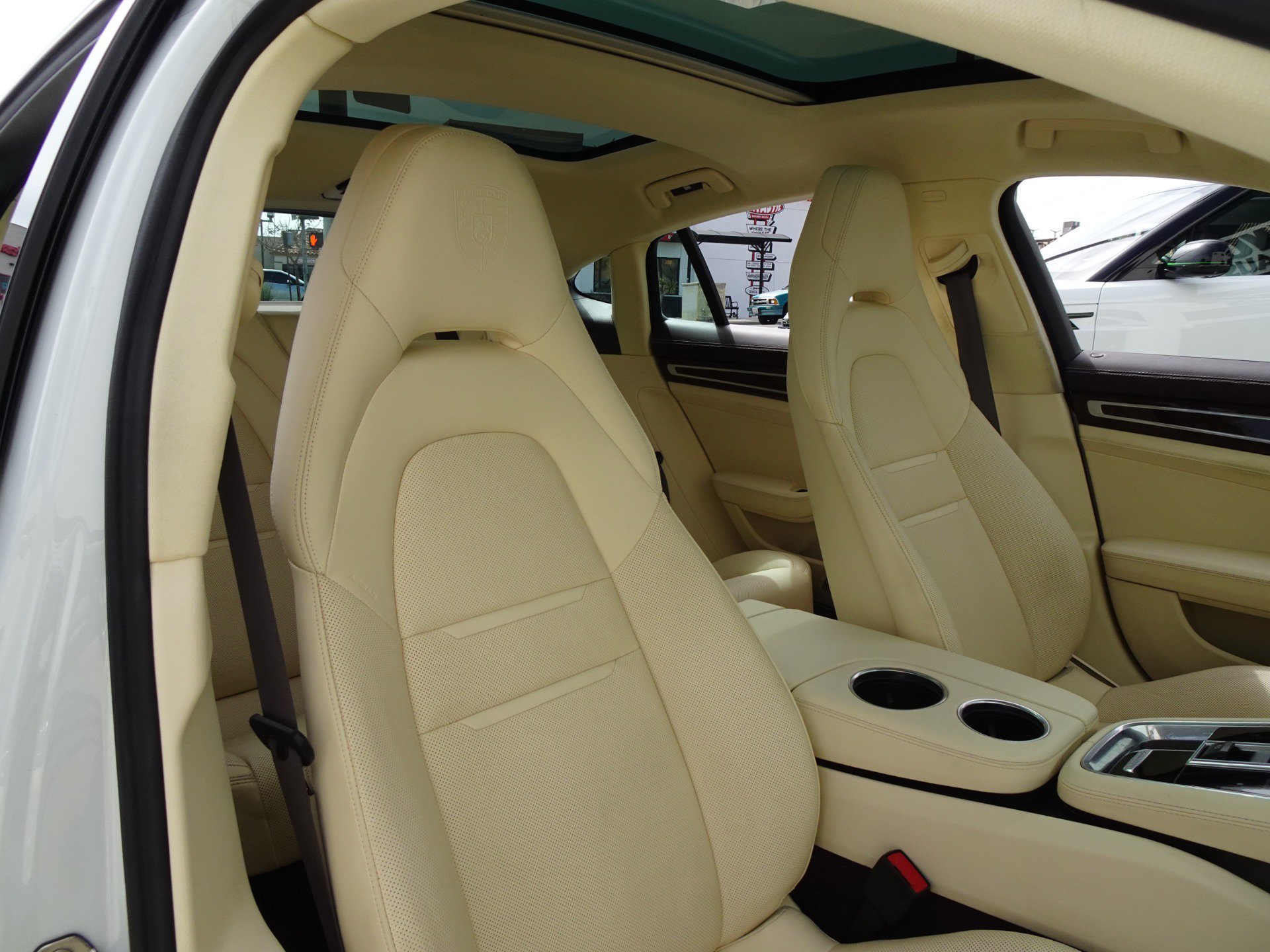 Used 2022 Porsche Panamera Platinum Edition RWD image 19