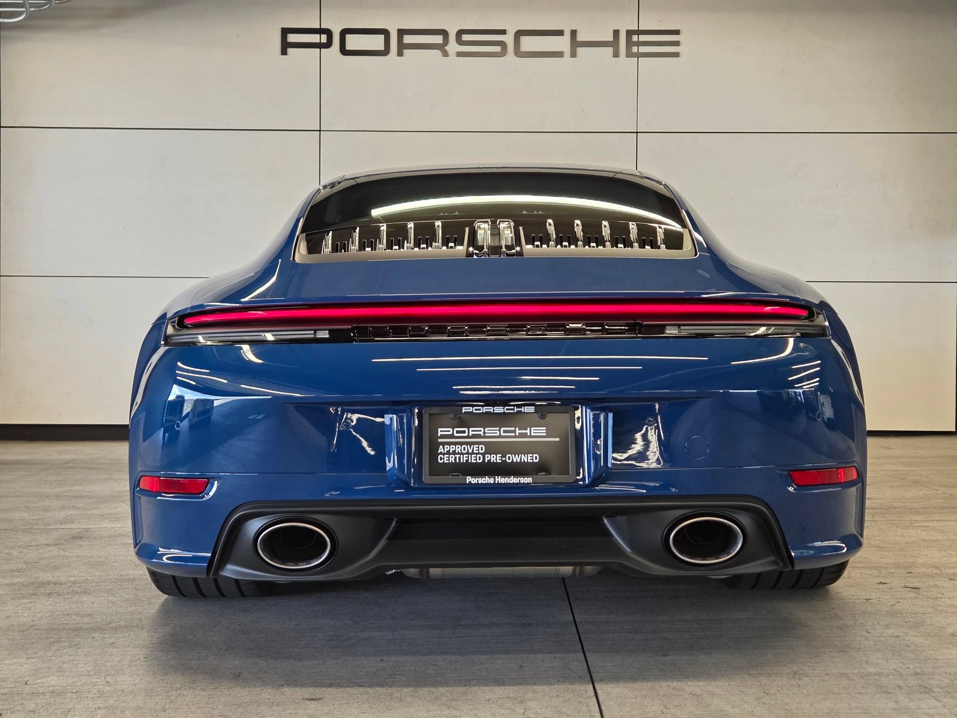 Certified 2025 Porsche 911 Carrera T RWD image 7