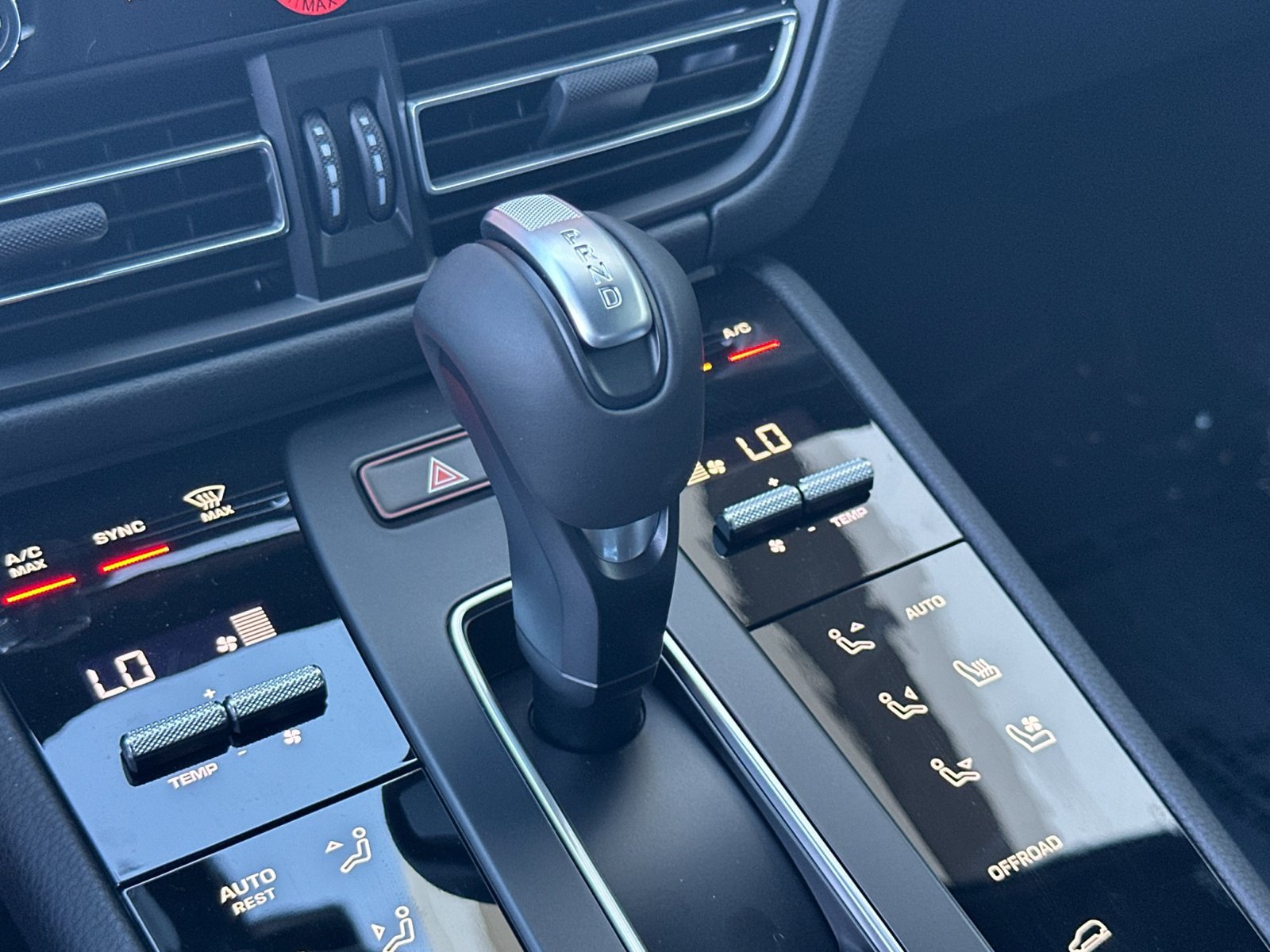 New 2026 Porsche Macan AWD/4WD image 20