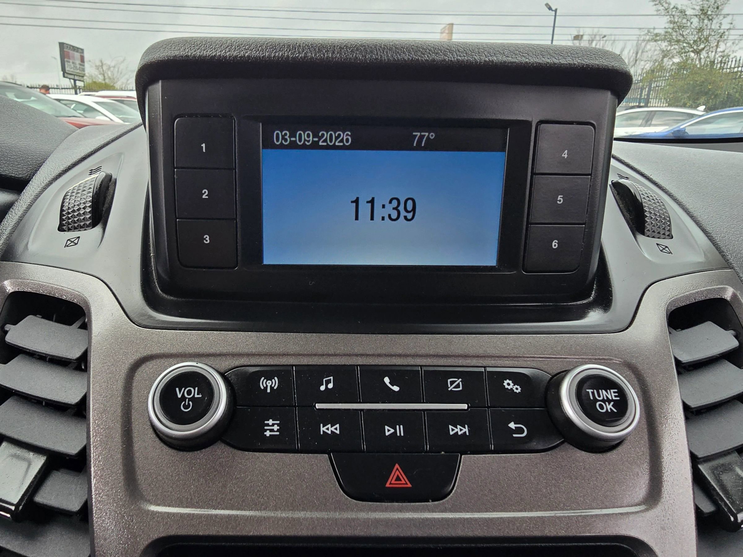 Used 2021 Ford Transit Connect XL image 36