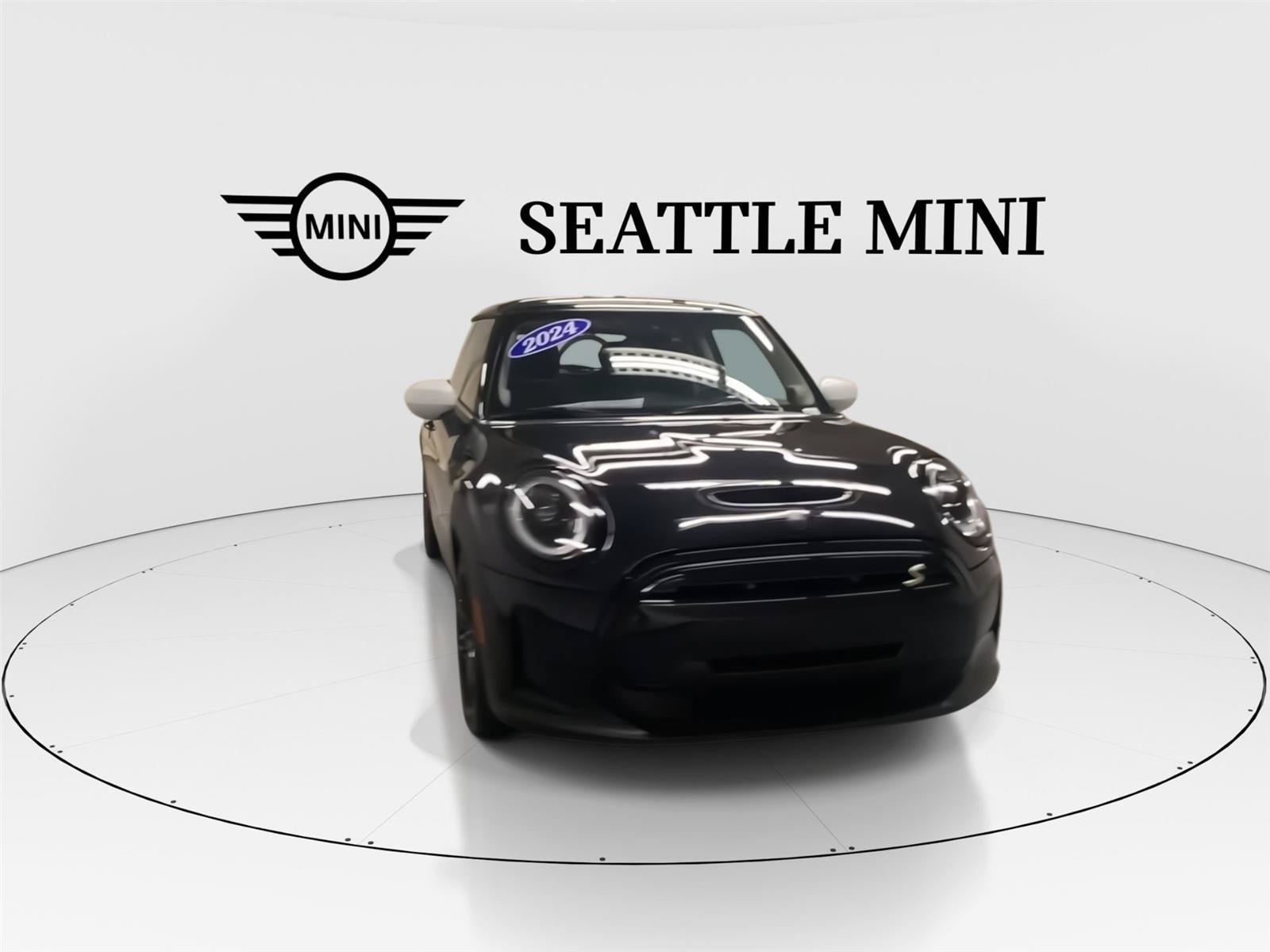 Certified 2024 MINI Cooper SE FWD image 3
