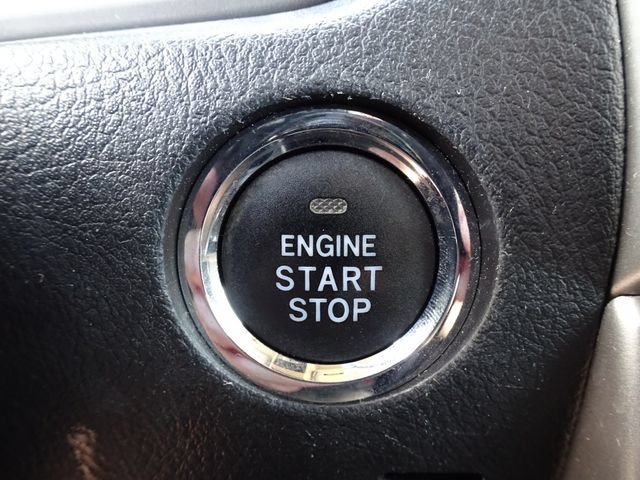 Used 2017 Toyota 4Runner Limited AWD/4WD image 28