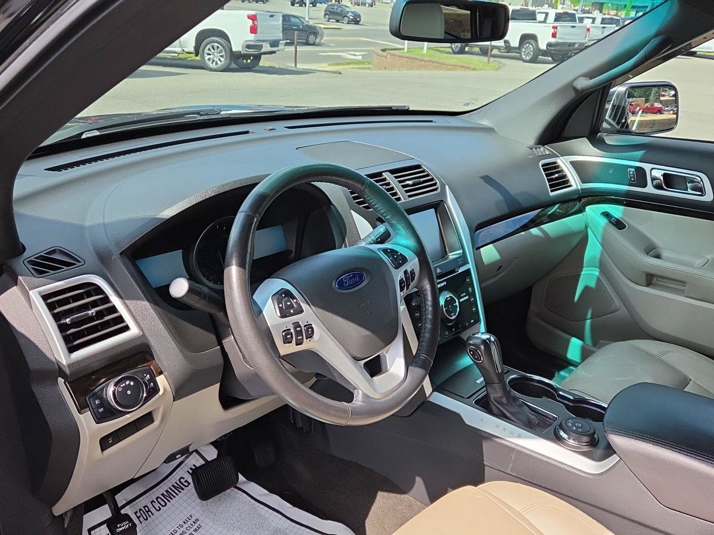Used 2015 Ford Explorer Limited AWD/4WD image 11
