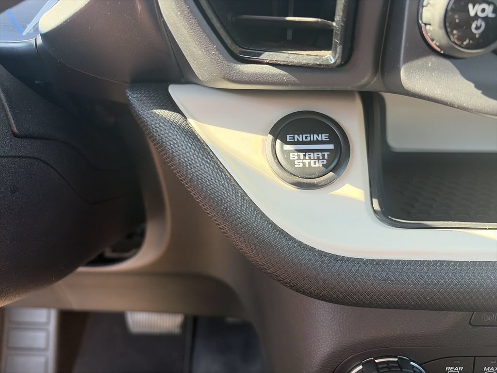 Certified 2024 Ford Bronco Sport Heritage w/ Heritage Convenience Package AWD/4WD image 29