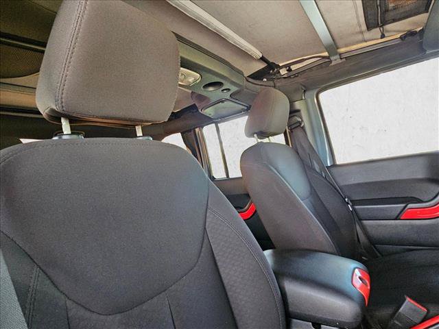 Used 2015 Jeep Wrangler Unlimited Sport AWD/4WD image 16