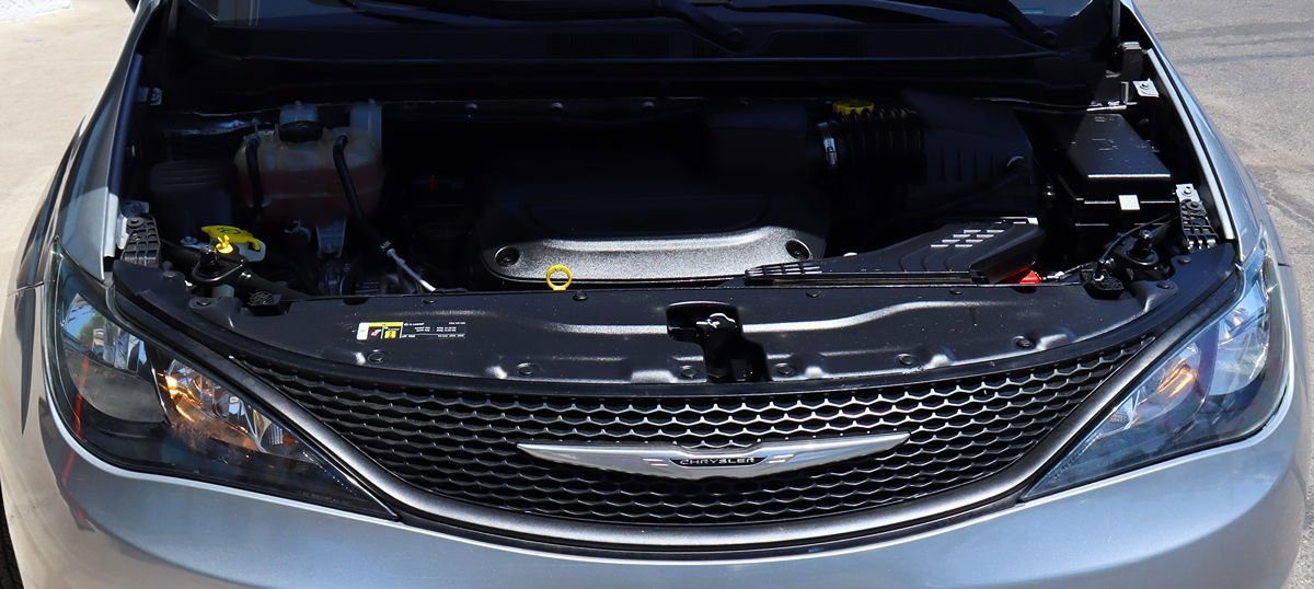Used 2021 Chrysler Voyager Lxi FWD image 58