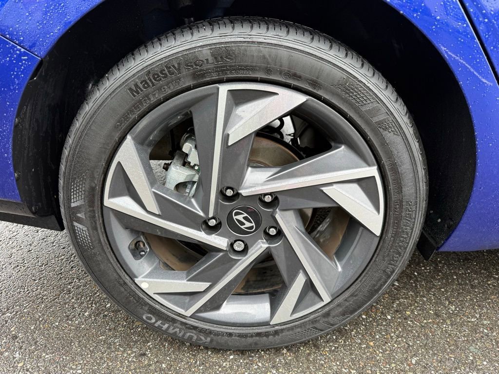 Certified 2024 Hyundai Elantra SEL w/ Convenience Package FWD image 30