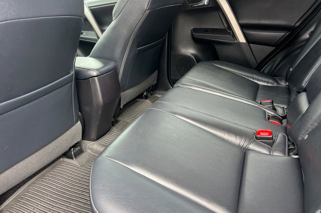 Used 2015 Toyota RAV4 Limited w/ Technology Package image 13