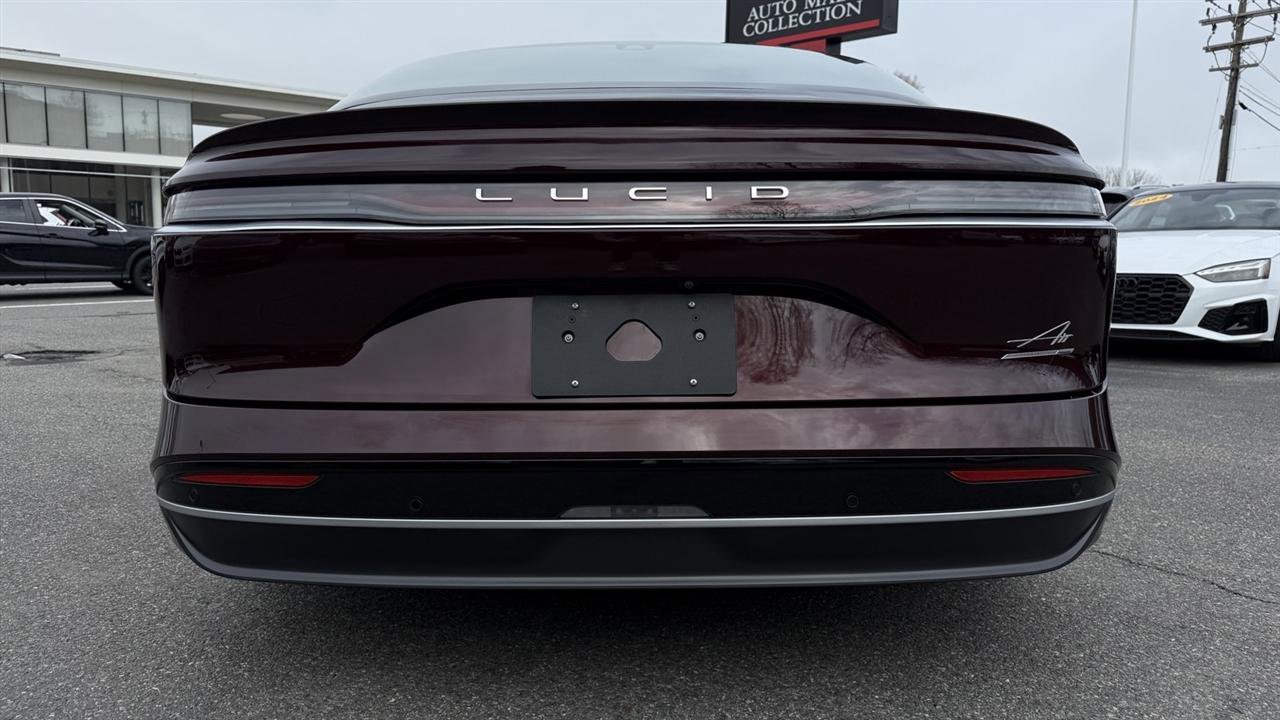 Used 2024 Lucid Air Touring image 22