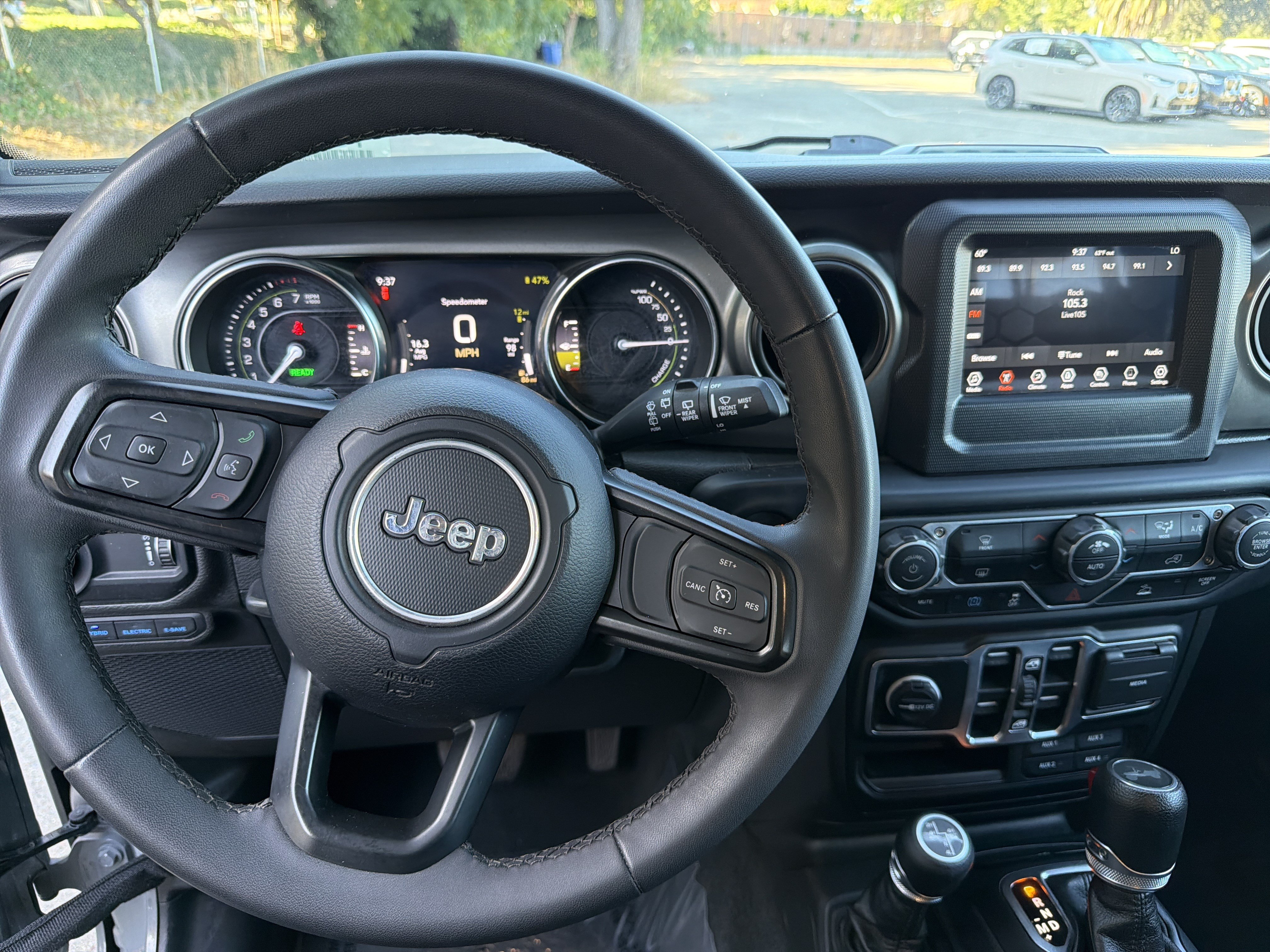 Used 2023 Jeep Wrangler Unlimited AWD/4WD image 28