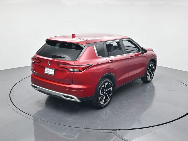 Used 2024 Mitsubishi Outlander SE image 43