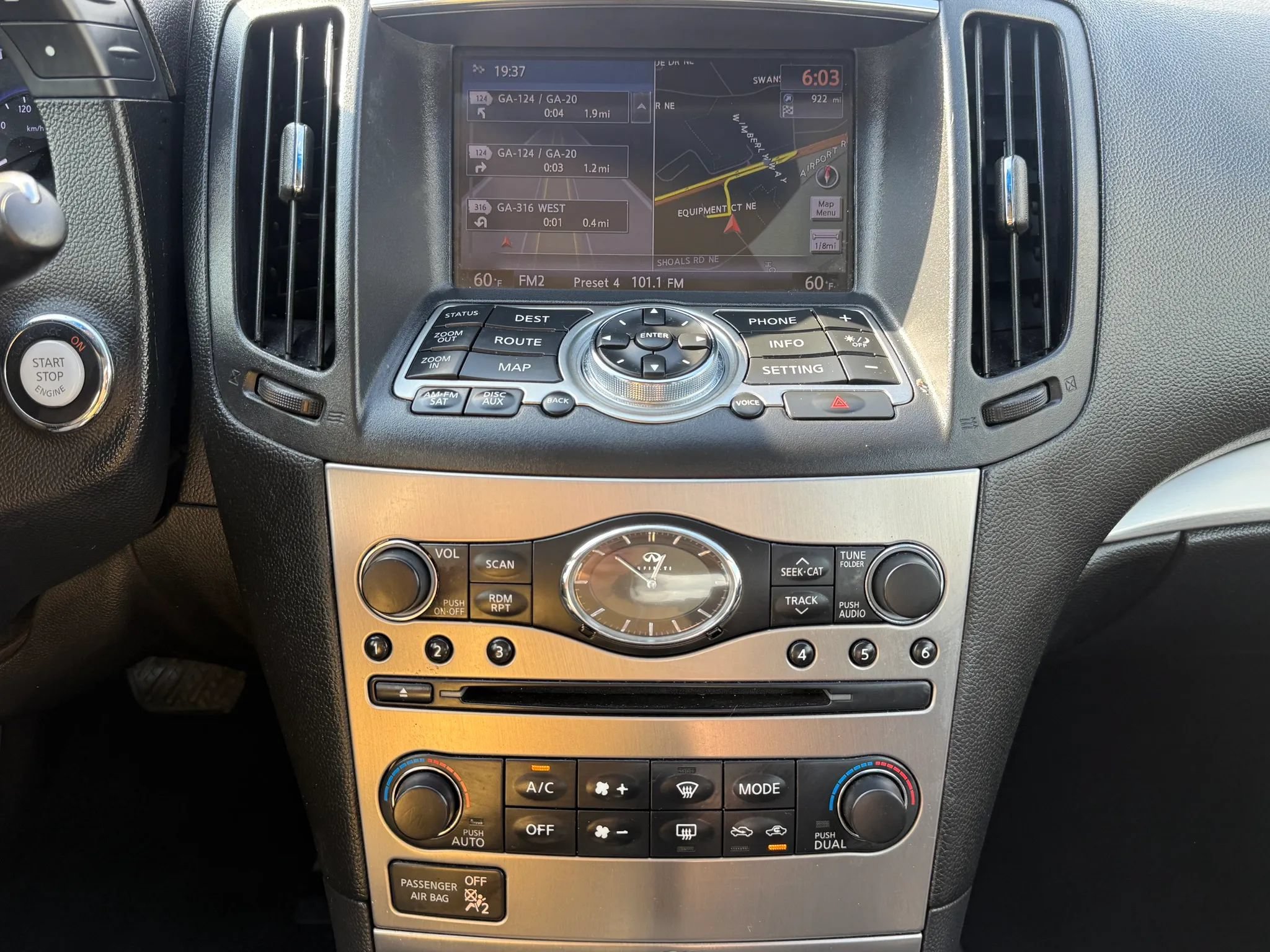 Used 2012 INFINITI G37 x Sedan w/ Premium Pkg AWD/4WD image 27
